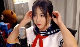 霞妹爆料解说爆笑视频,爆笑视频笑翻全场，网友直呼“笑到肚子疼”！