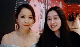 娱乐吃瓜君抖音网红,揭秘娱乐圈幕后故事，带你吃遍娱乐圈大瓜