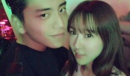 吃瓜事件网红小女生,网红小女生吃瓜事件背后的故事