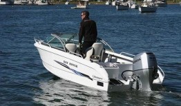 爆料台湾游艇视频播放下载,视频播放下载火爆，奢华生活一览无余